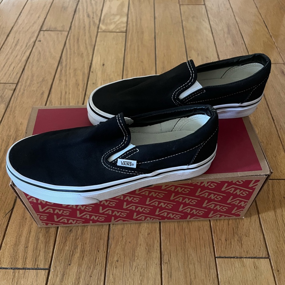 classic slip on black vans